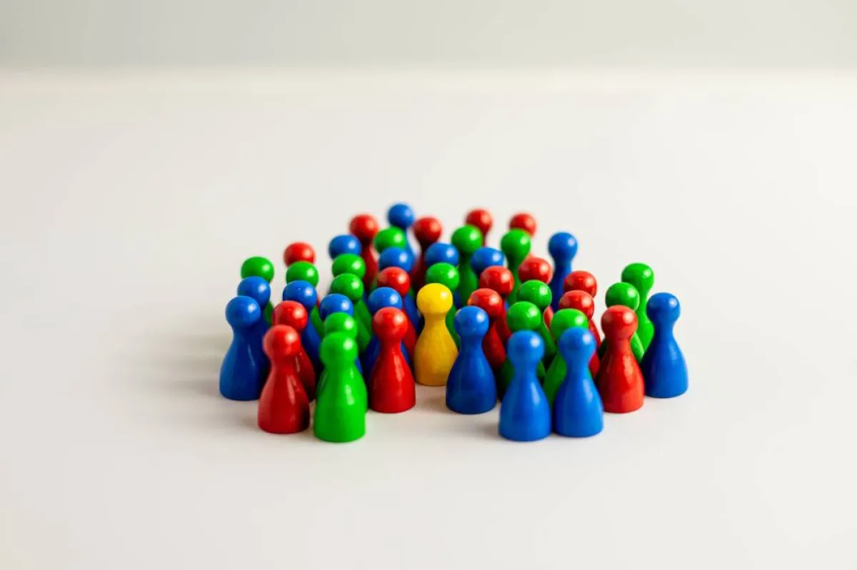 التنمر الوظيفي يعيق التواصل الفعال في بيئة العمل