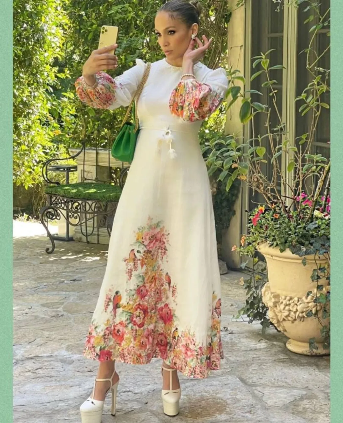 إطلالات جنيفير لوبيز 