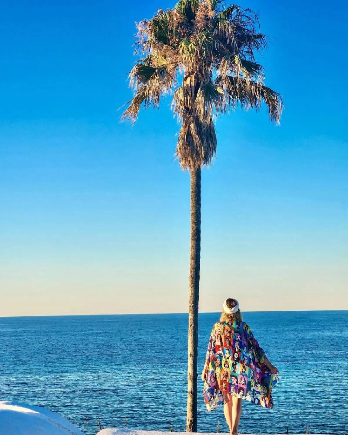 عائشة بن أحمد تقضي عطلتها الصيفية على شواطئ تونس - صورة من صفحتها الرسمية على انستغرام 