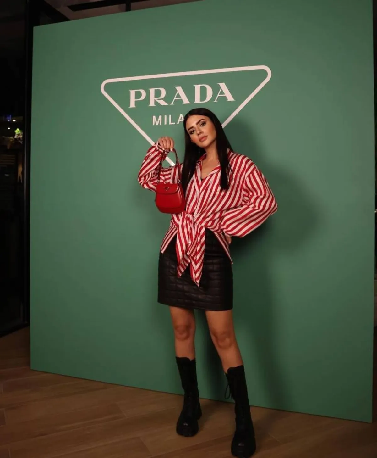 إطلالات مدوّنات الموضة بالأزياء المقلّمة