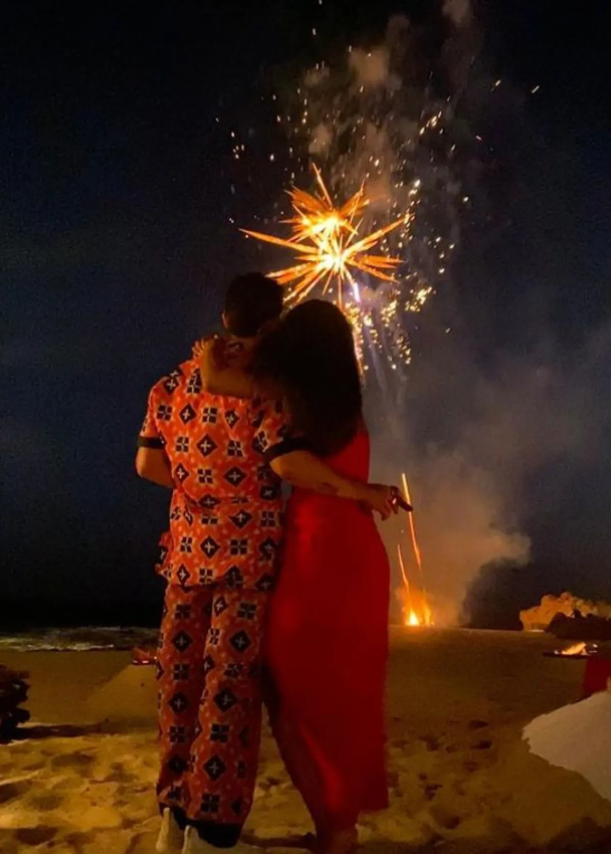 من الصورة التي نشرها نيك احتفالا ببريانكا على حسابه في انستغرام