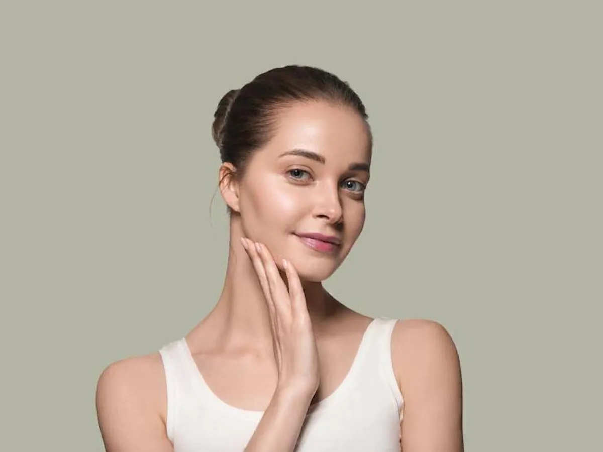 تسريحة الكعكة أبرز صيحات صيف 2022