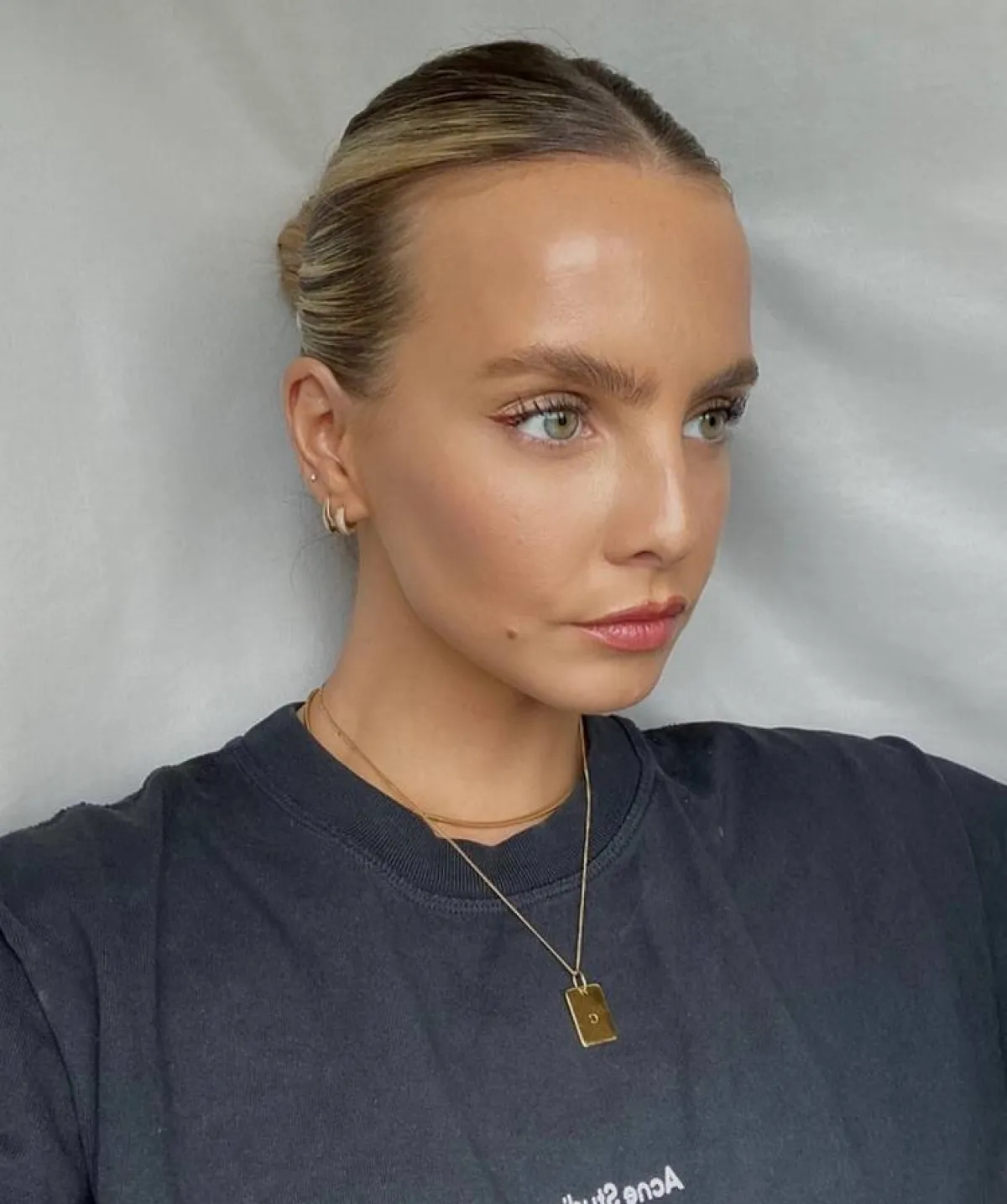 تسريحات الكعكة المنخفضة