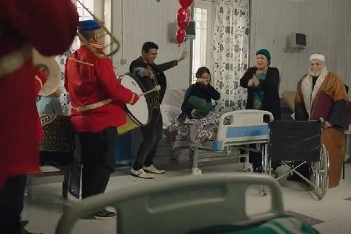 زواج عبده وردة من هبة في مسلسل  " وش وضهر" - لقطة شاشة من حساب شاهد vip