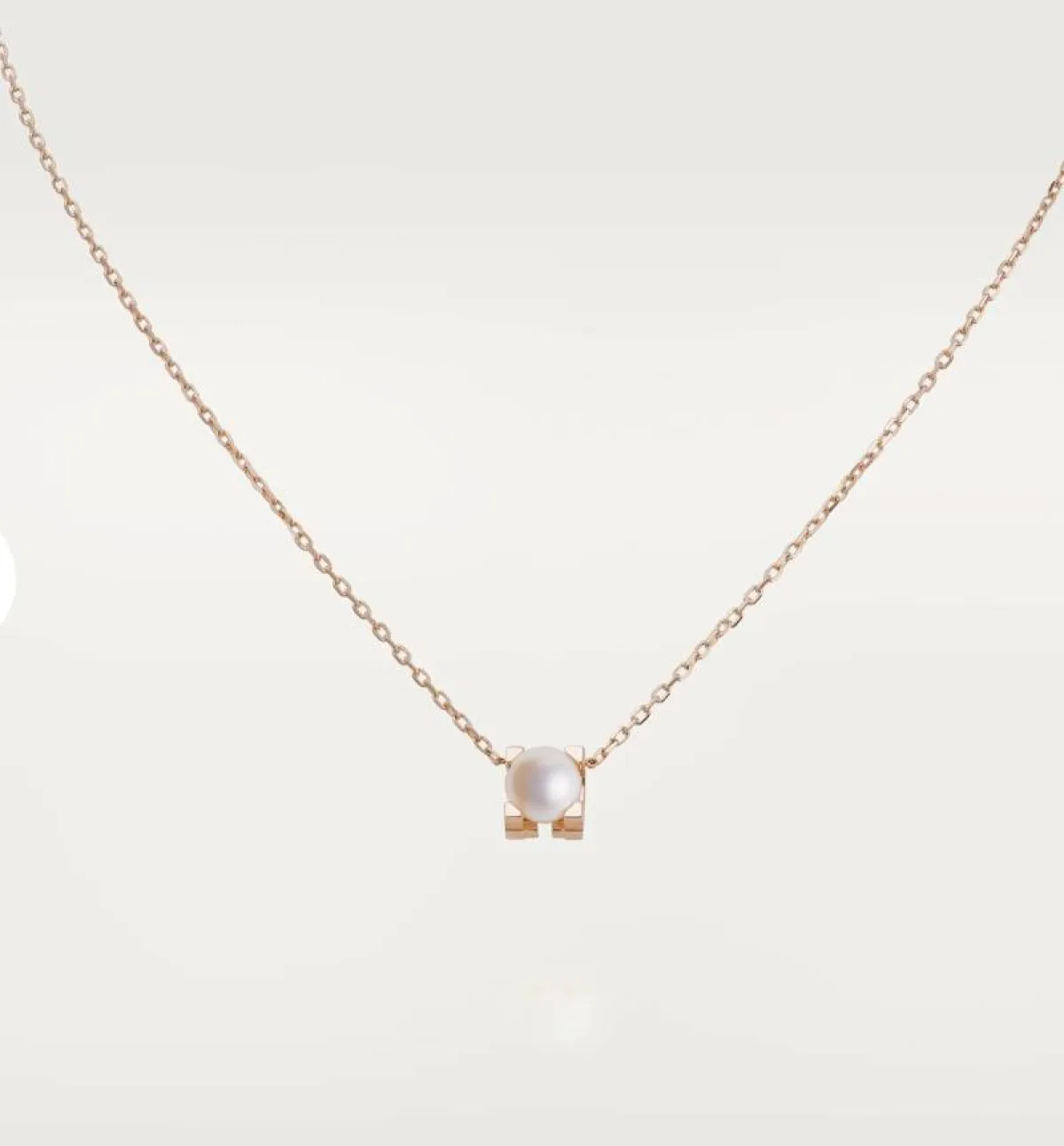 قلادة من مجموعة سي دو لدار كارتييه Cartier