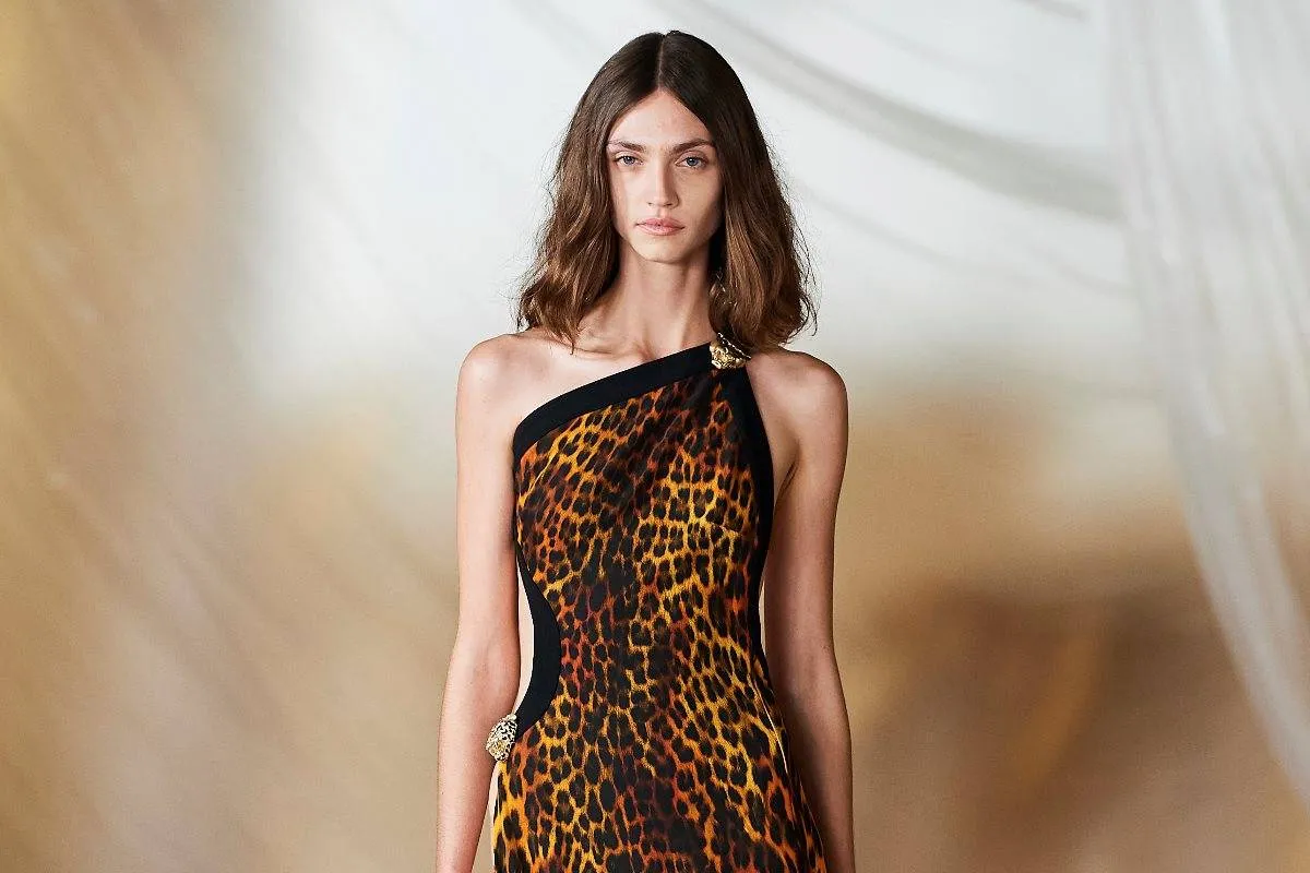 فساتين بنقشة بريّة