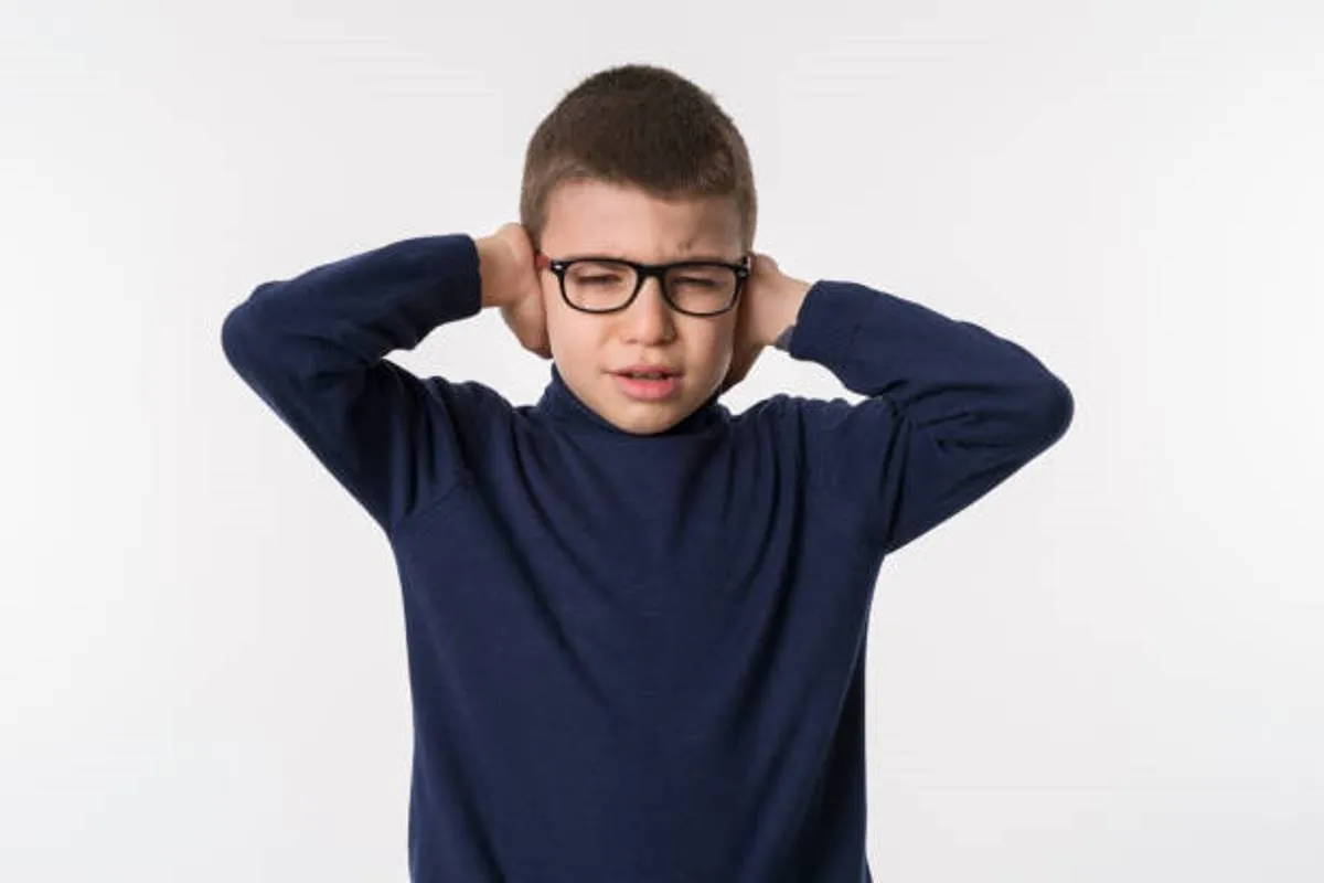 صورة تعبر عن طفل عنيد