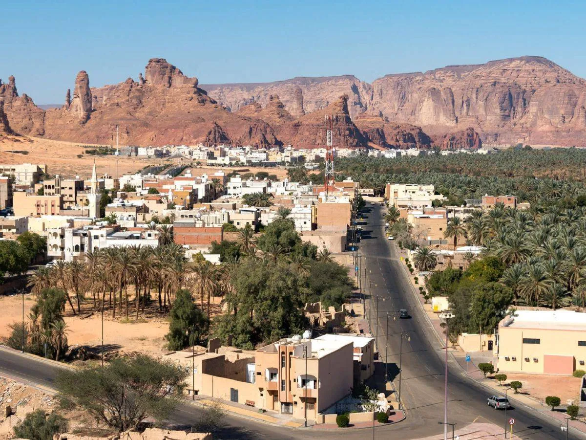 الطبيعة في العلا 