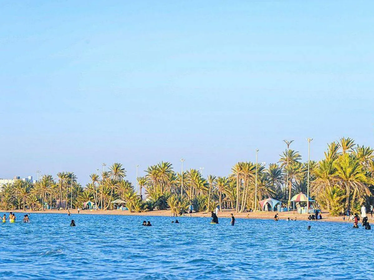 شواطيء أملج - الصورة من واس