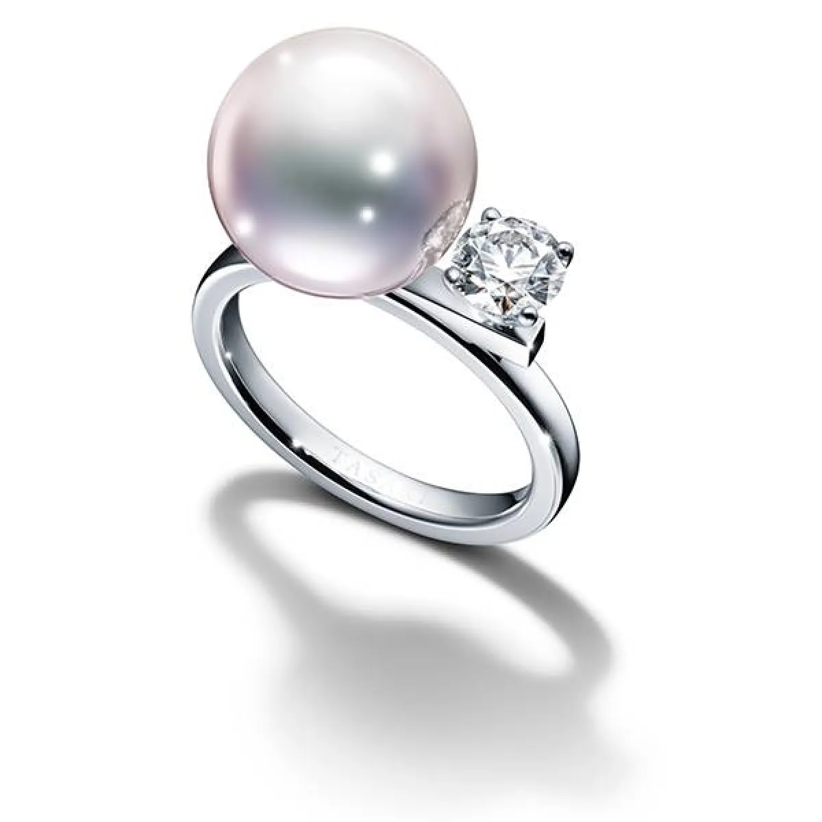 خاتم balance class من تاساكي لندن Tasaki London