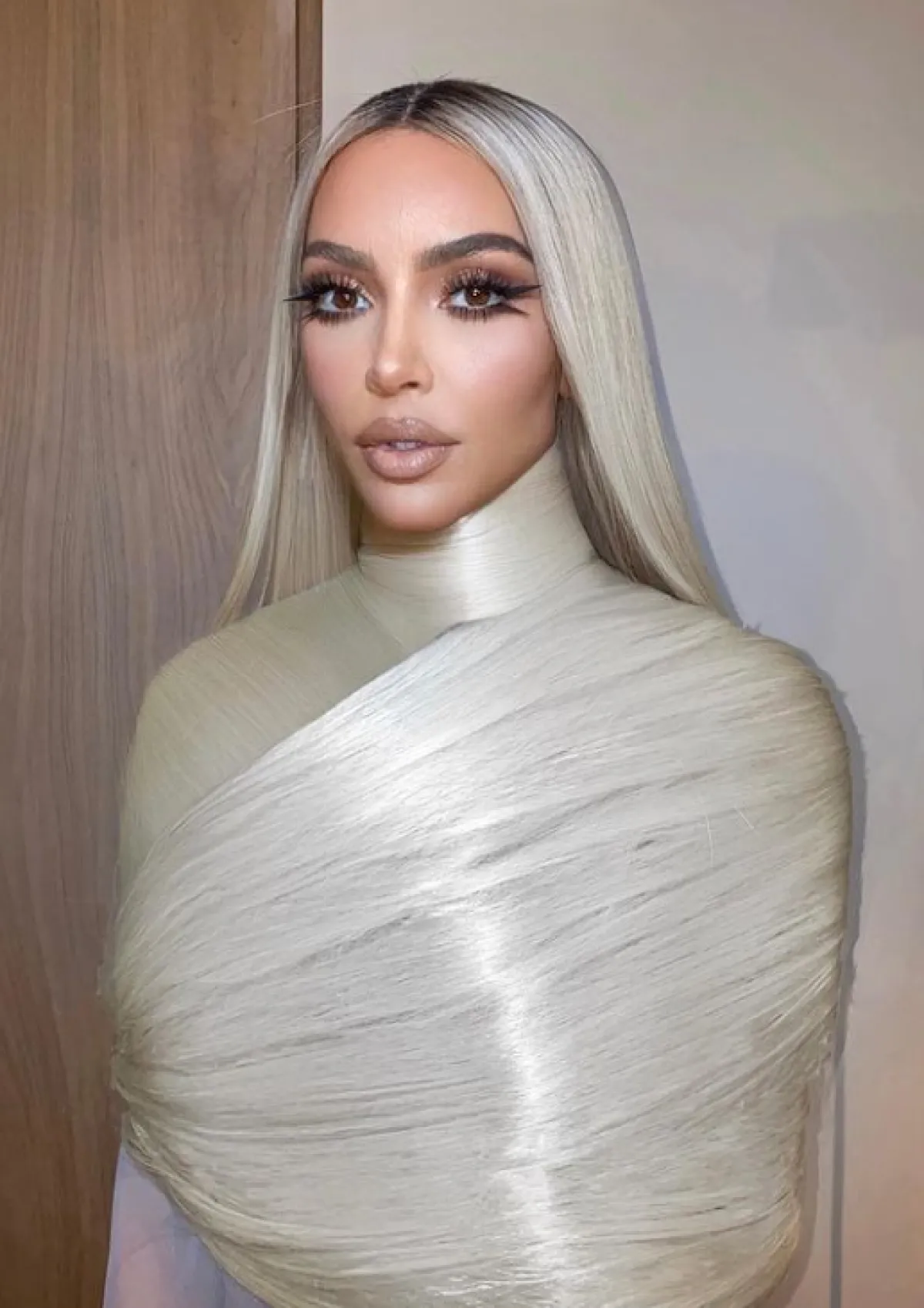 كيم كارداشيان تتحول إلى أميرة من ديزني