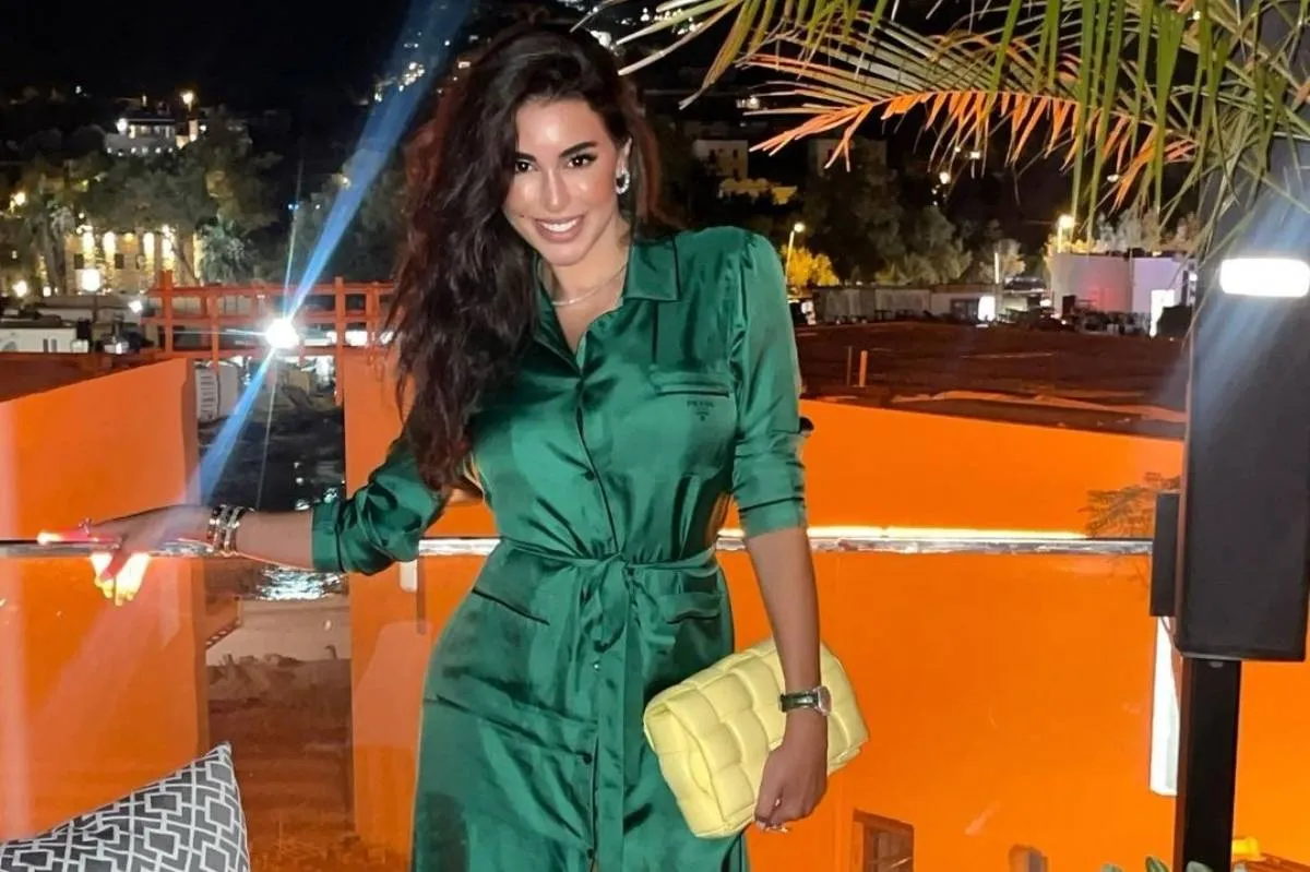 ياسمين صبري باللون الأخضر