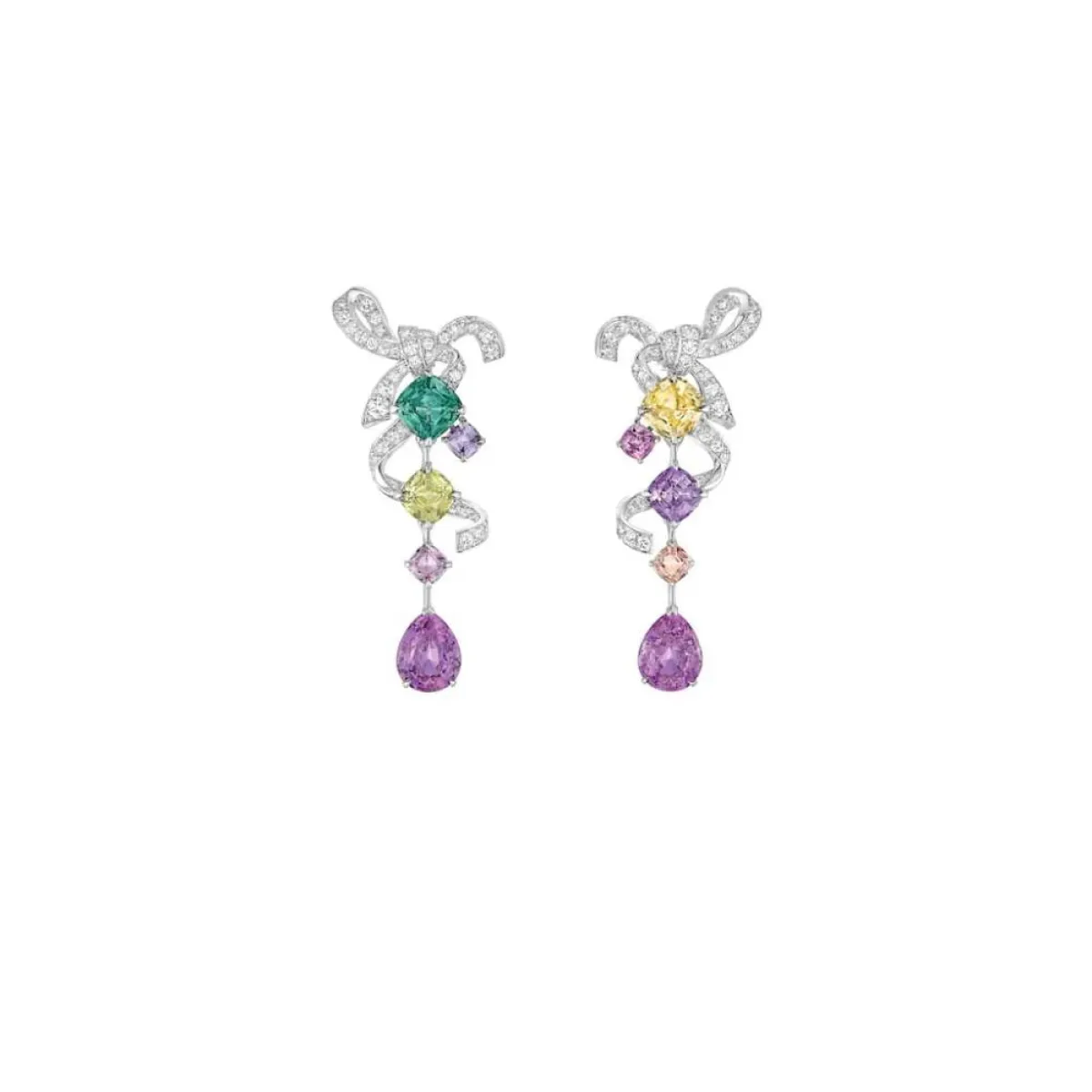 اقراط BOUCLES D'OREILLES "PASTEL DE FLEURS" من شوميه Chaumet