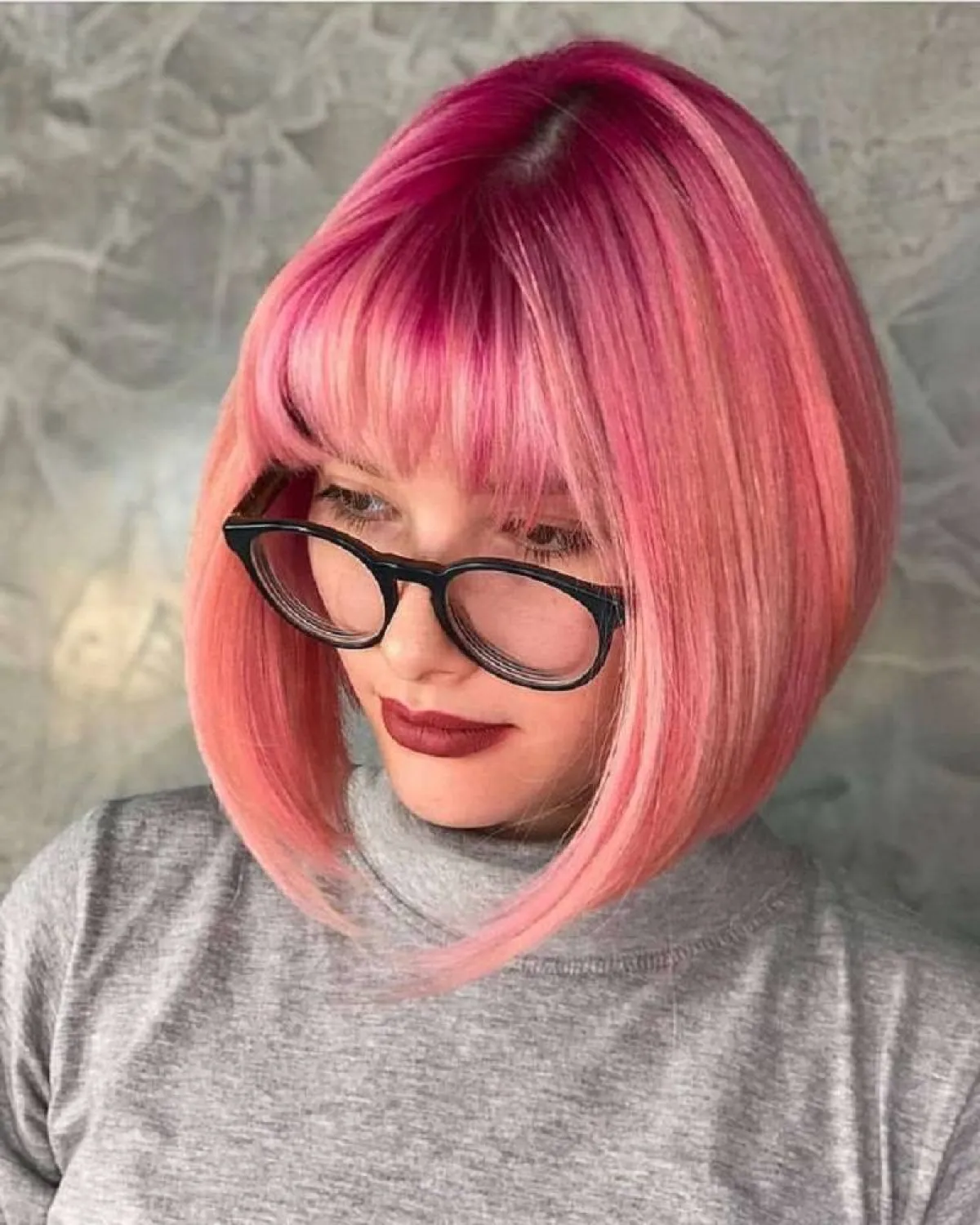 قصات شعر قصير كاريه