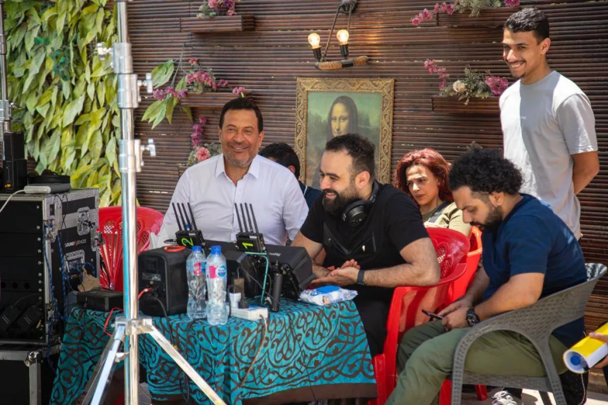 ماجد المصري في كواليس تصوير حدث بالفعل - الصورة من حساب شركة الإنتاج على فيسبوك
