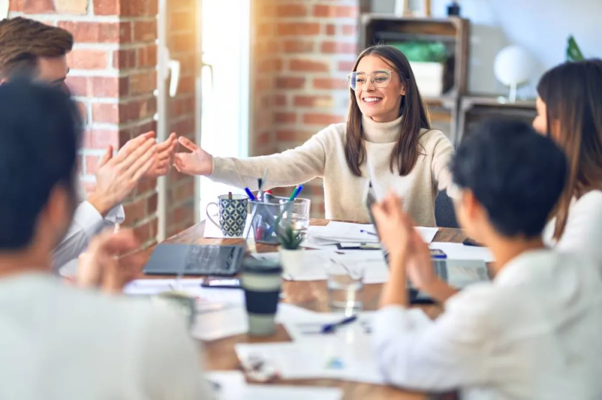 حينما تتحقّق المكاسب السريعة، يساهم الأمر في تحفيز الموظّفين وتقدّمهم