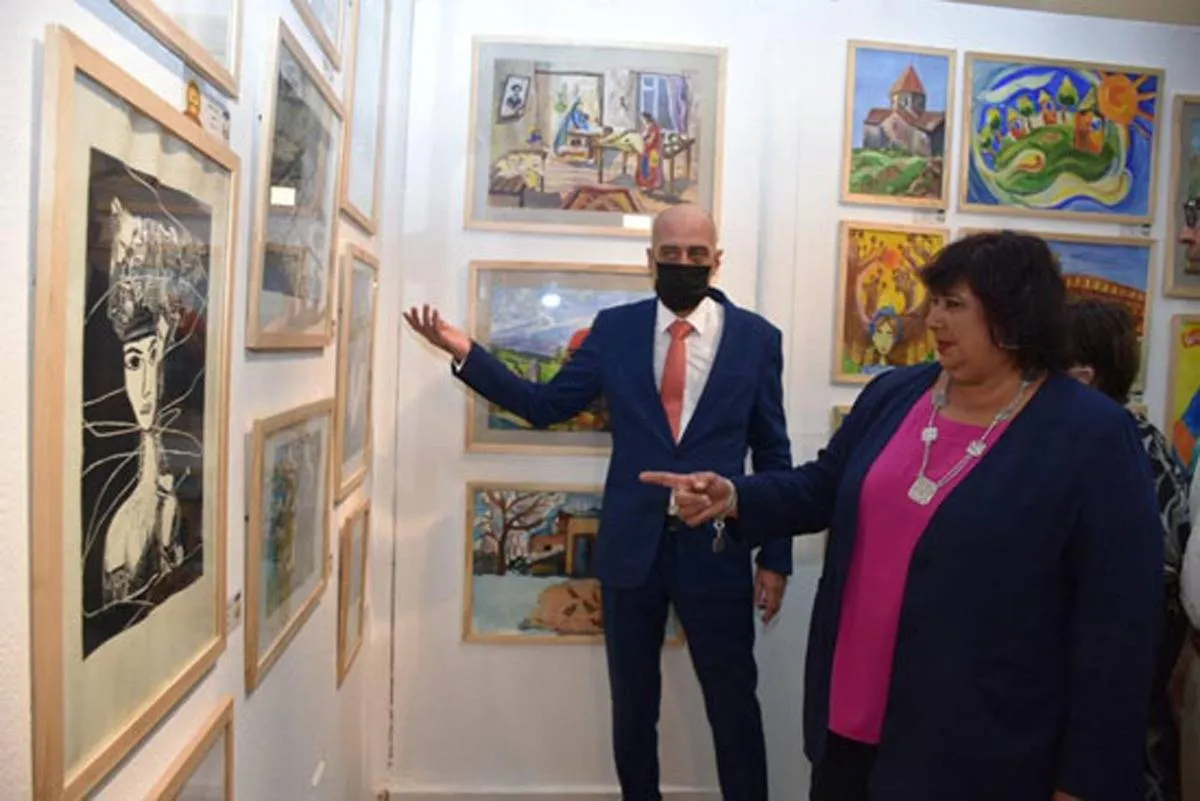 الدورة الثانية لبينالي القاهرة الدولي لفنون الطفل - الصورة من موقع قطاع الفنون التشكيلية 