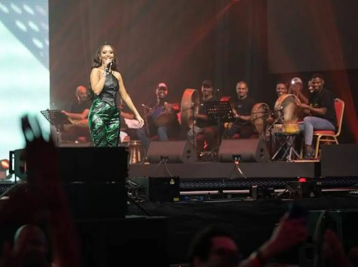 بلقيس في حفل الرياض - الصورة من المسؤول الإعلامي للحفل