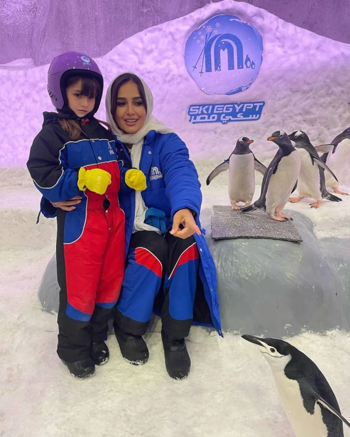 حلا شيحة برفقة ابنتها - الصورة من حسابها على إنستغرام