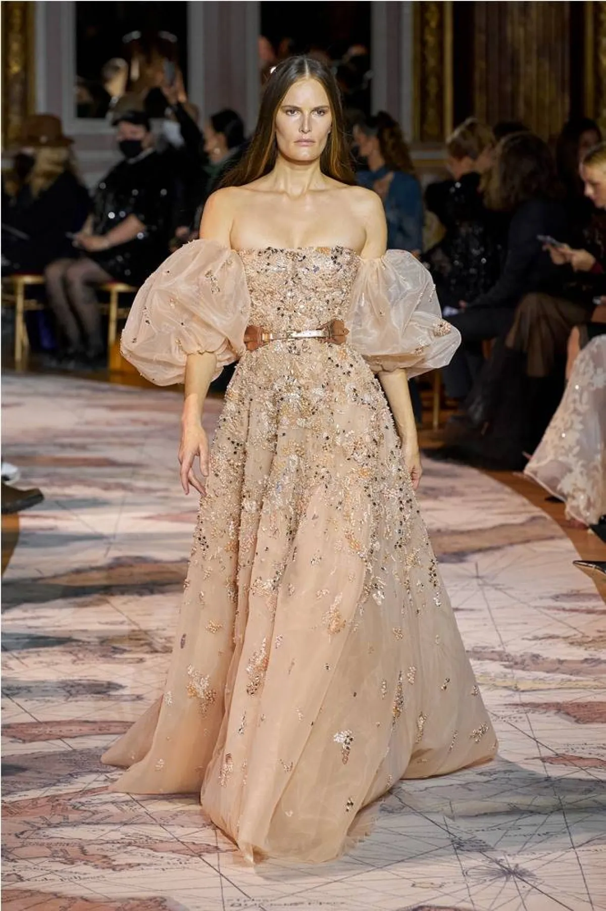     فستان من زهير مراد  Zuhair Murad