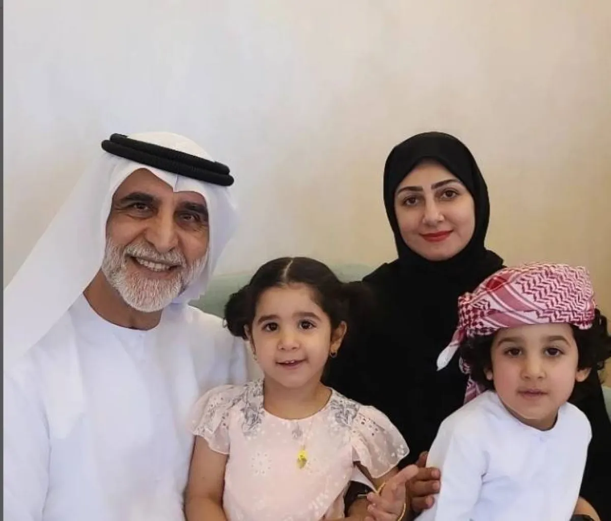 حبيب غلوم وهيفاء حسين وولديهما - الصورة من حساب حبيب غلوم على انستغرام