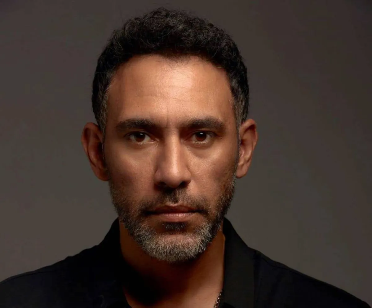 عمرو مصطفى - الصورة من صفحته الرسمية على الفيس بوك