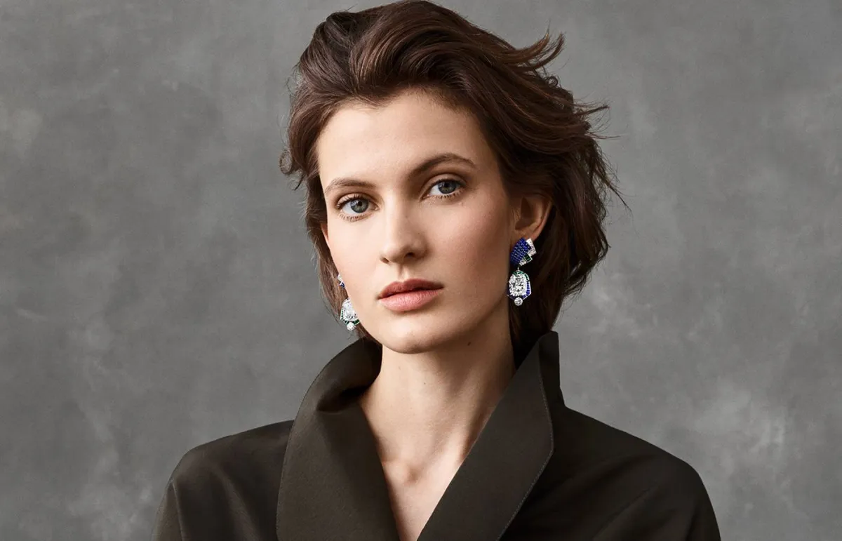 الأشكال الهندسية في المجوهرات Timeless Geometry 