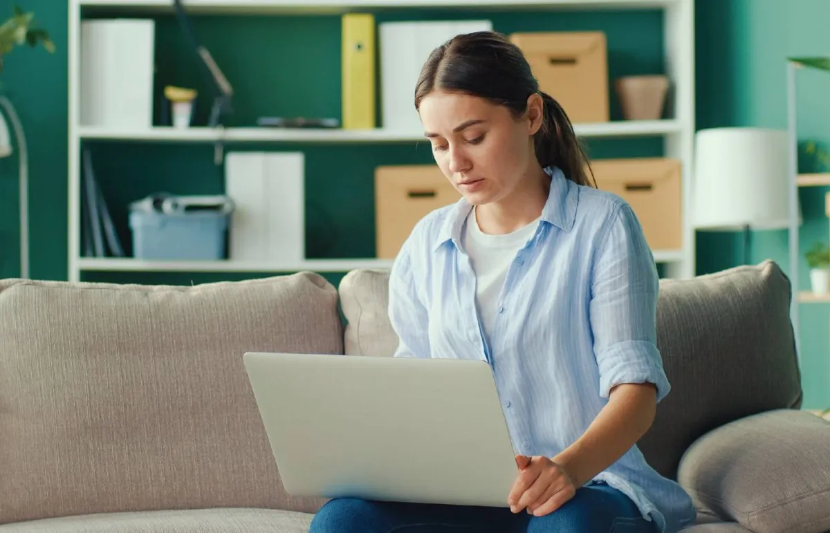 الجلوس الطويل ومخاطر الإصابة بمشكلات صحية عديدة