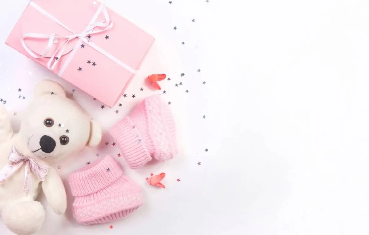 التهنئة بالمولود الجديد