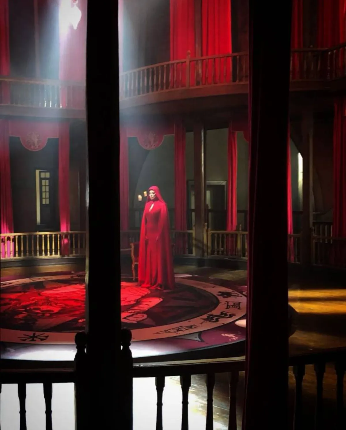 ريم مصطفى من كواليس مسلسل الثمانية - صورة من صفحتها الرسمية على انستغرام