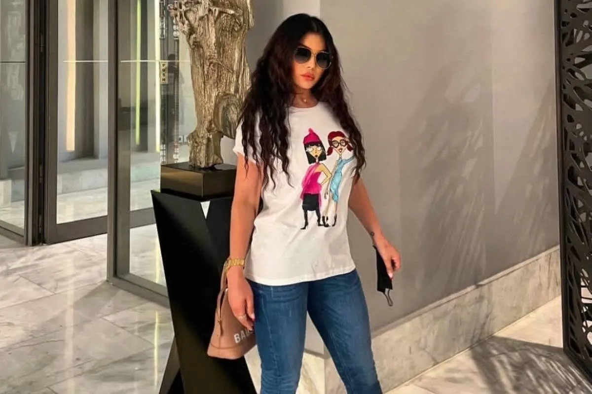 إطلالات كاجوال من هيفاء وهبي