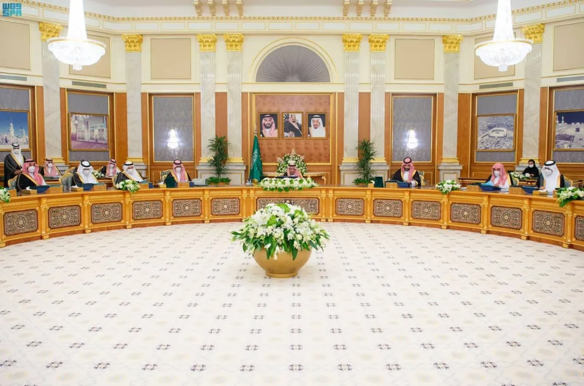 خادم الحرمين الشريفين يرأس جلسة مجلس الوزراء - الصورة من "واس"