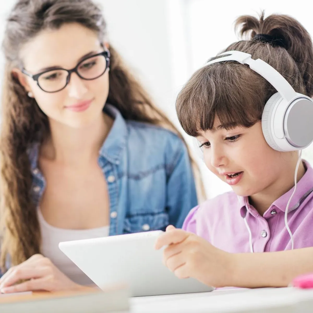 صورة لأم وطفلتها