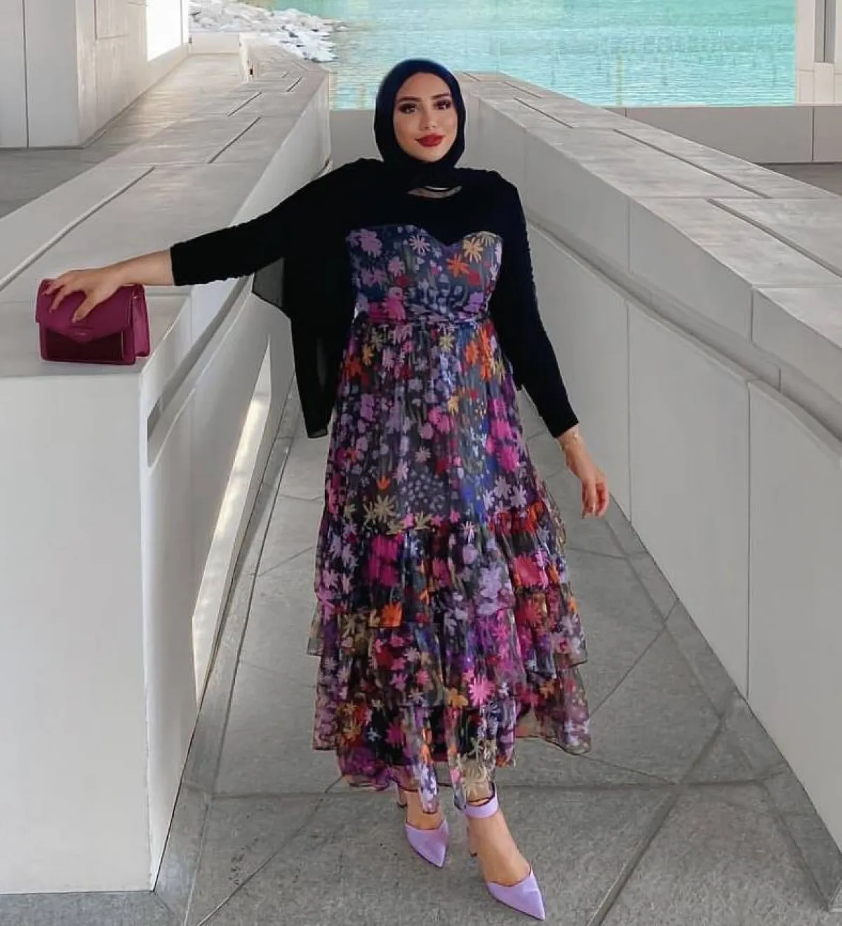 رهف الشامي بالفستان المورد