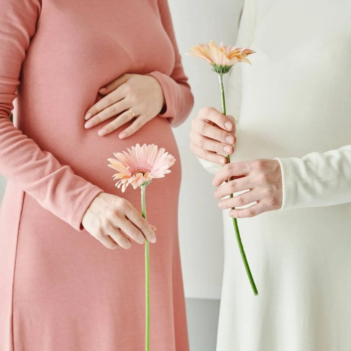 صورة تعبيرية عن الفرحة بالحمل