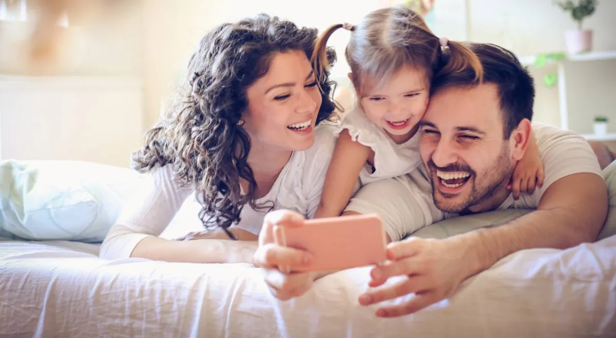 صورة لضحك العائلة