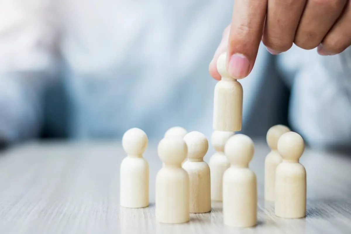 لا بدّ من إثبات النزاهة والجدارة في العمل 