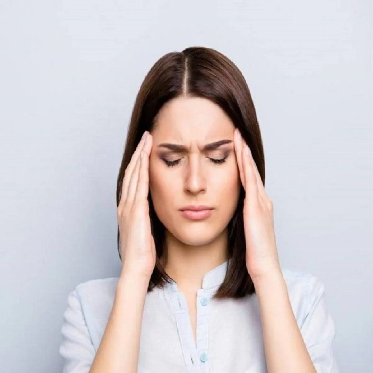 صورة لحامل تشعر بالصداع