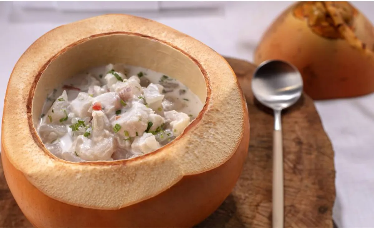 طبق سمك بجوز الهند، الشهير في سيشل