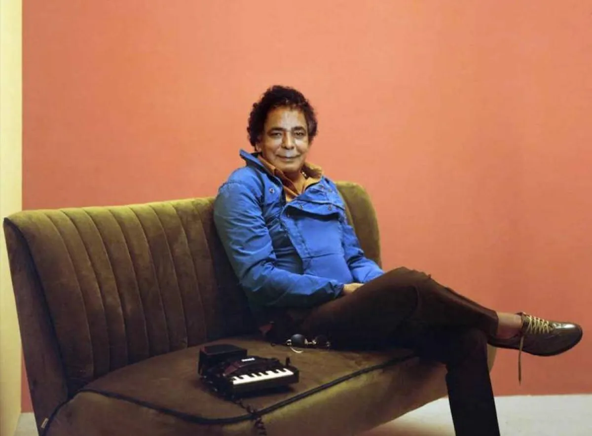 محمد منير - الصورة من صفحته على الفيس بوك