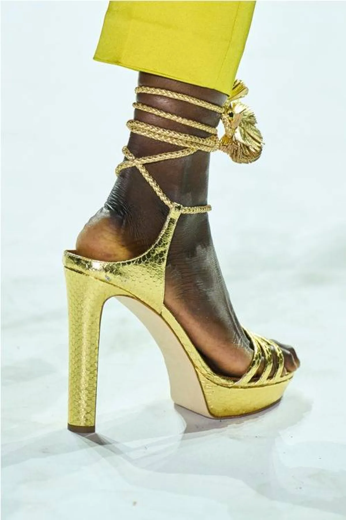 حذاء ميتاليك من سيرجيو هدسون  Sergio Hudson