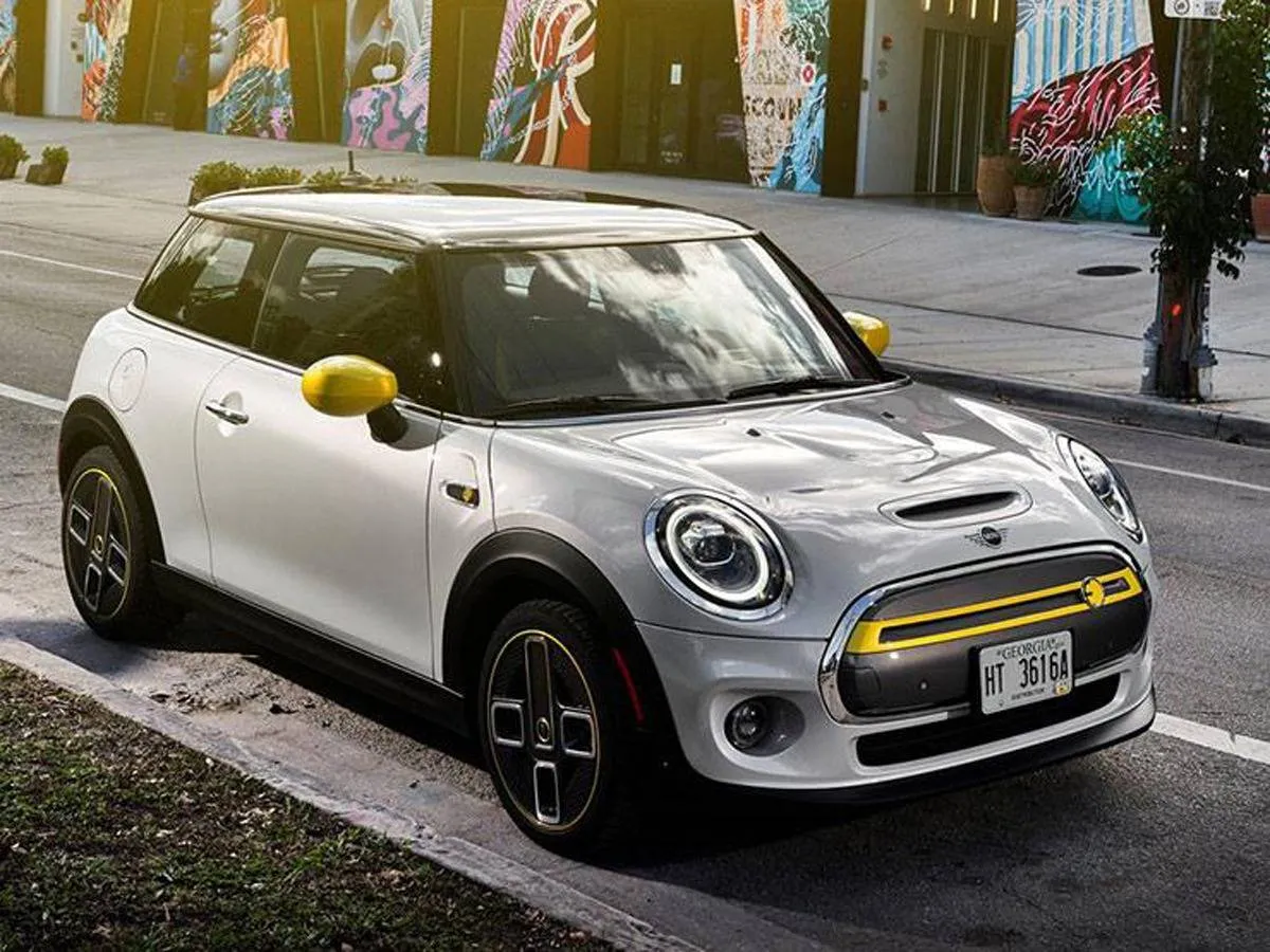 خطة السيارات الكهربائية لفيراري وميني 