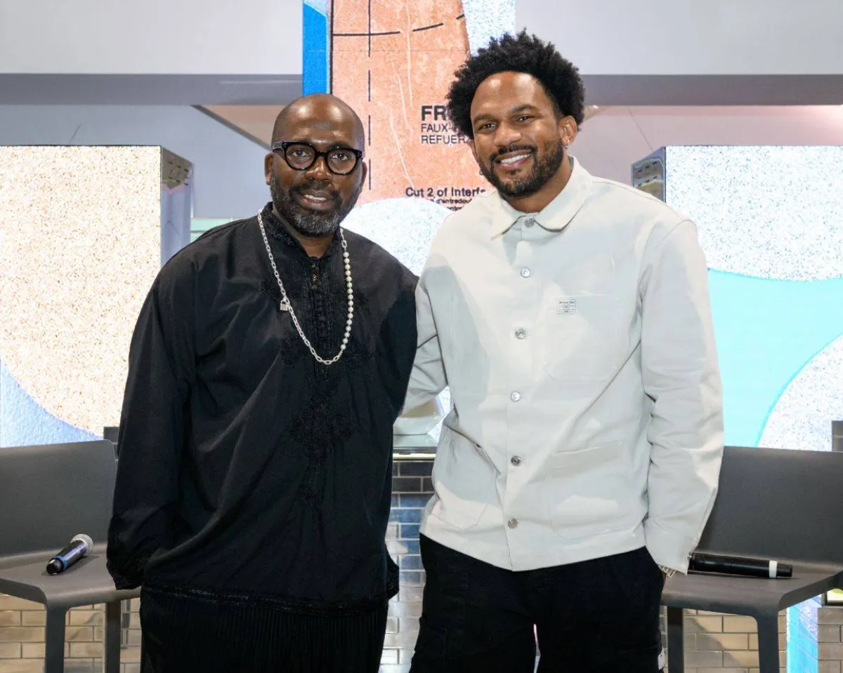 تحت شعار "جميعنا نشرق" وبالتعاون مع ديريك آدم.. تيفاني أند كو Tiffany & Co تطلق منصة تأثيرية لدعم الفنانين 