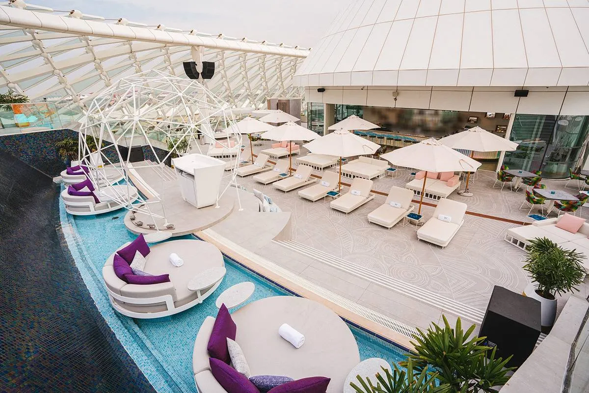 W Abu Dhabi Yas Island's Wet Deck