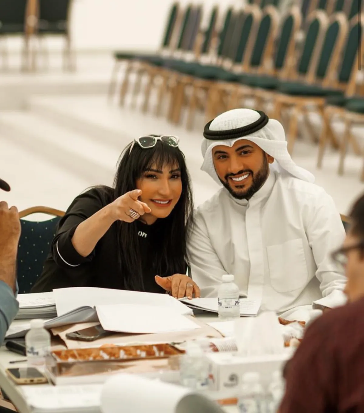 عبدالمحسن الروضان وسحر حسين - الصورة من حساب شركة الإنتاج صمود برودكشن على الانستجرام