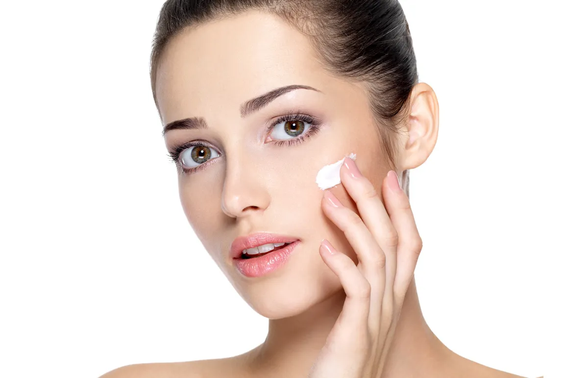 منتجات عناية بالبشرة خالية من الماء 