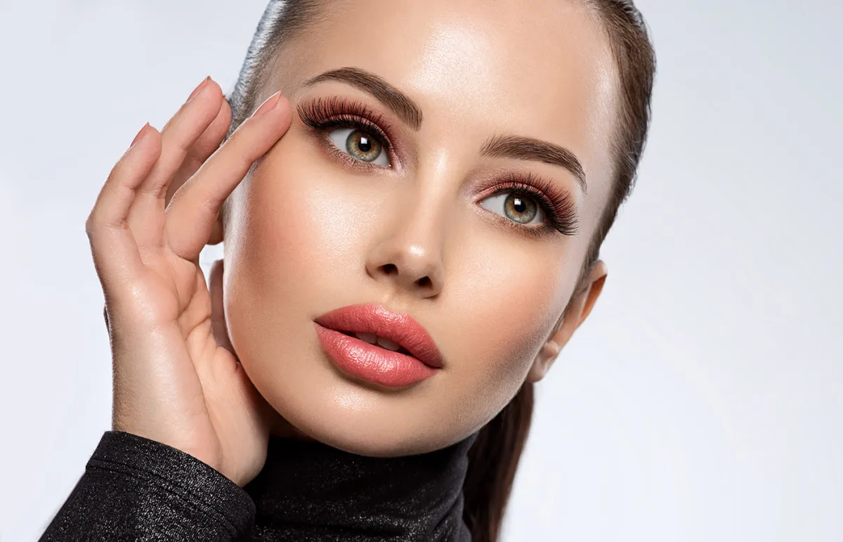 أساليب مكياج عيون لعيد الأضحى