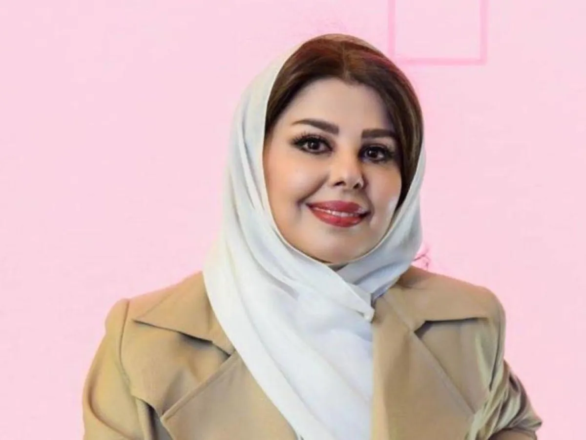 التشكيلية السعودية لولوة الحمود- تصوير محمد عثمان