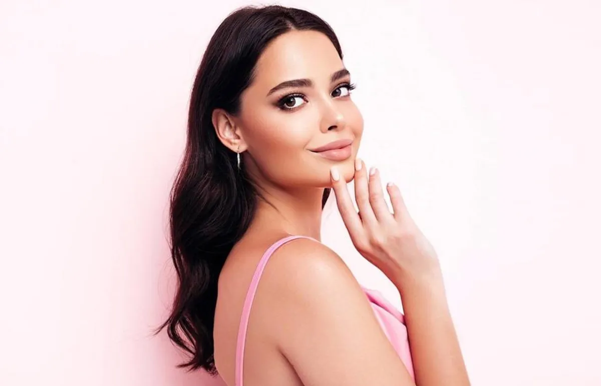 خلطات مغربية بمكونات في المنزل لتوريد وتقشير الشفايف