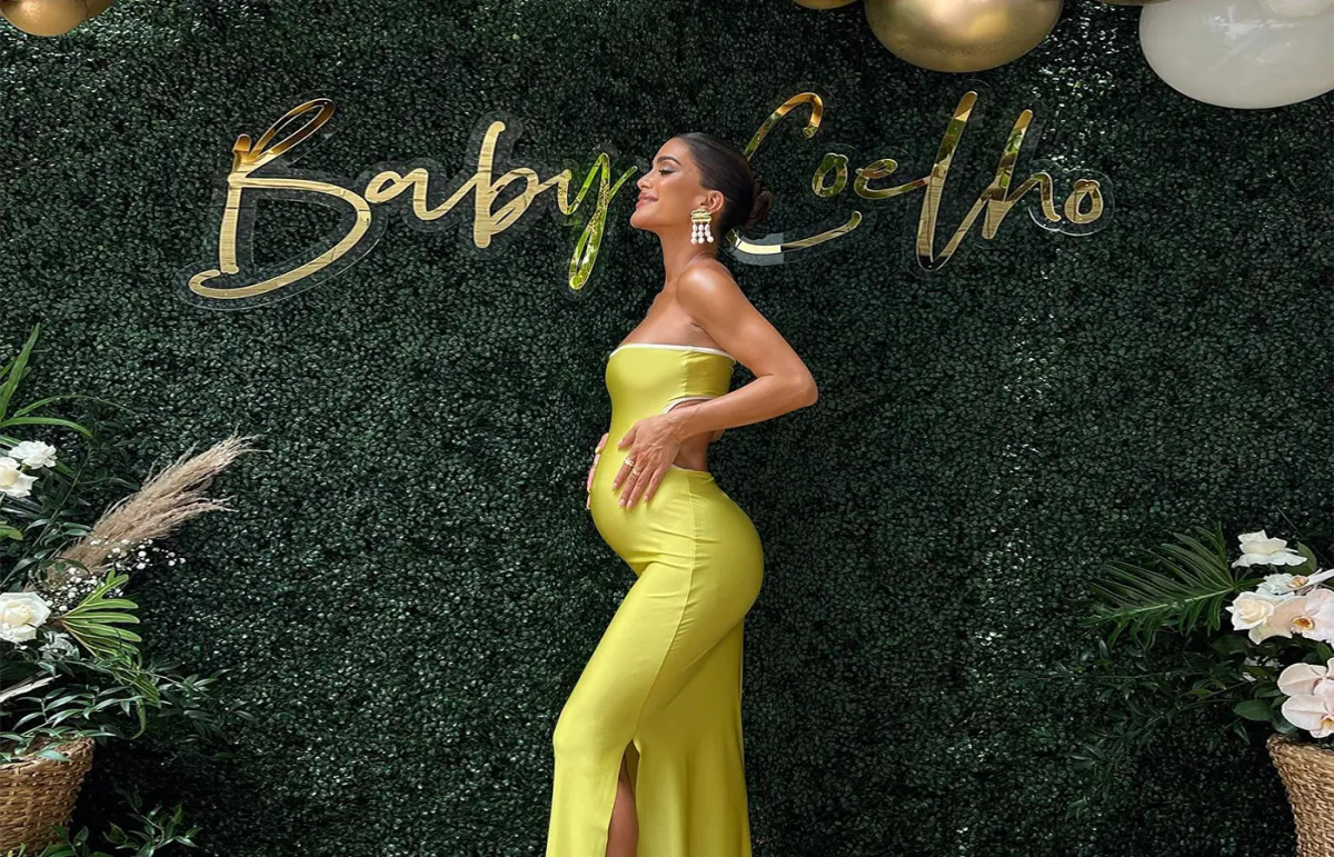 إطلالات حمل جريئة من كاميلا كويلو